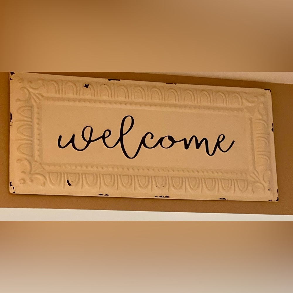 Cream Welcome Sign